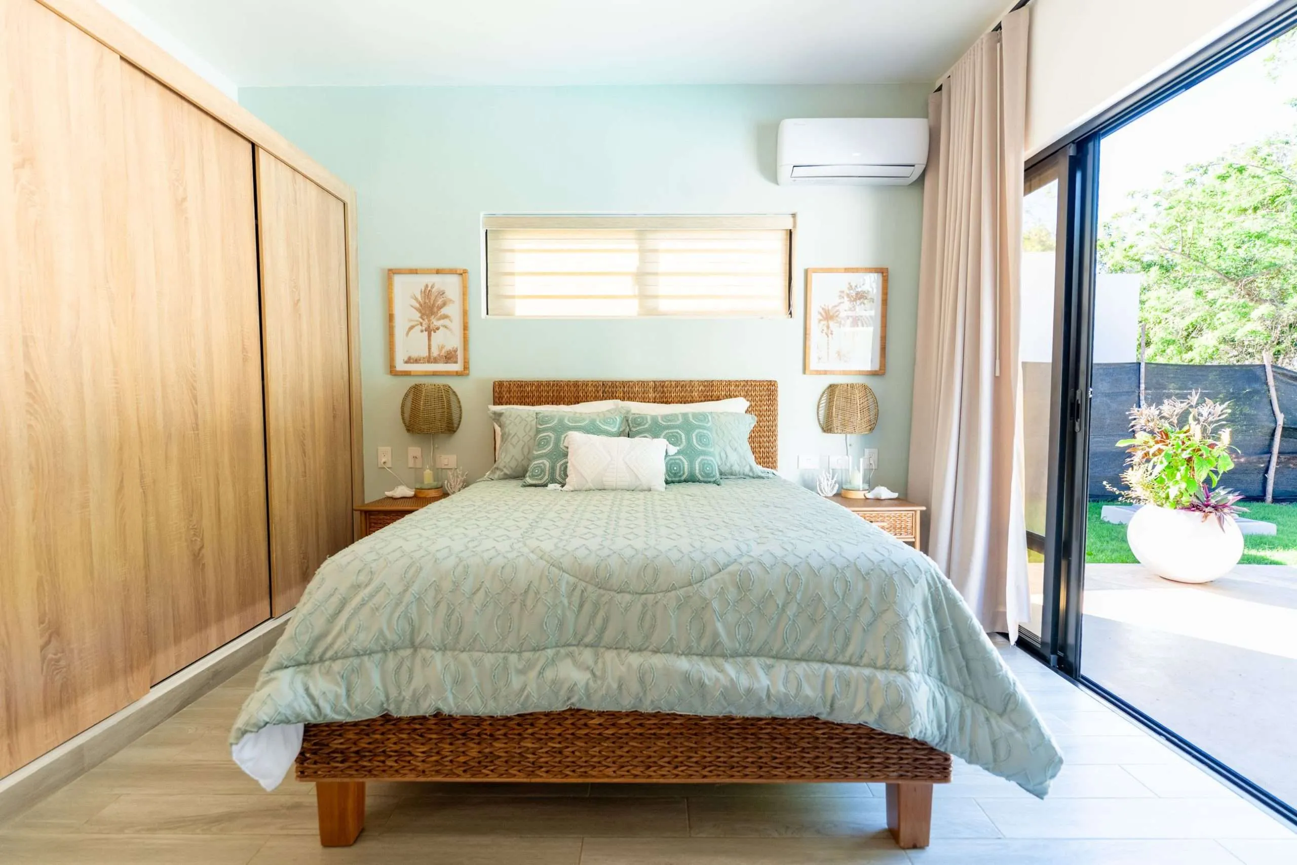 Villa CaprI Bedroom 01