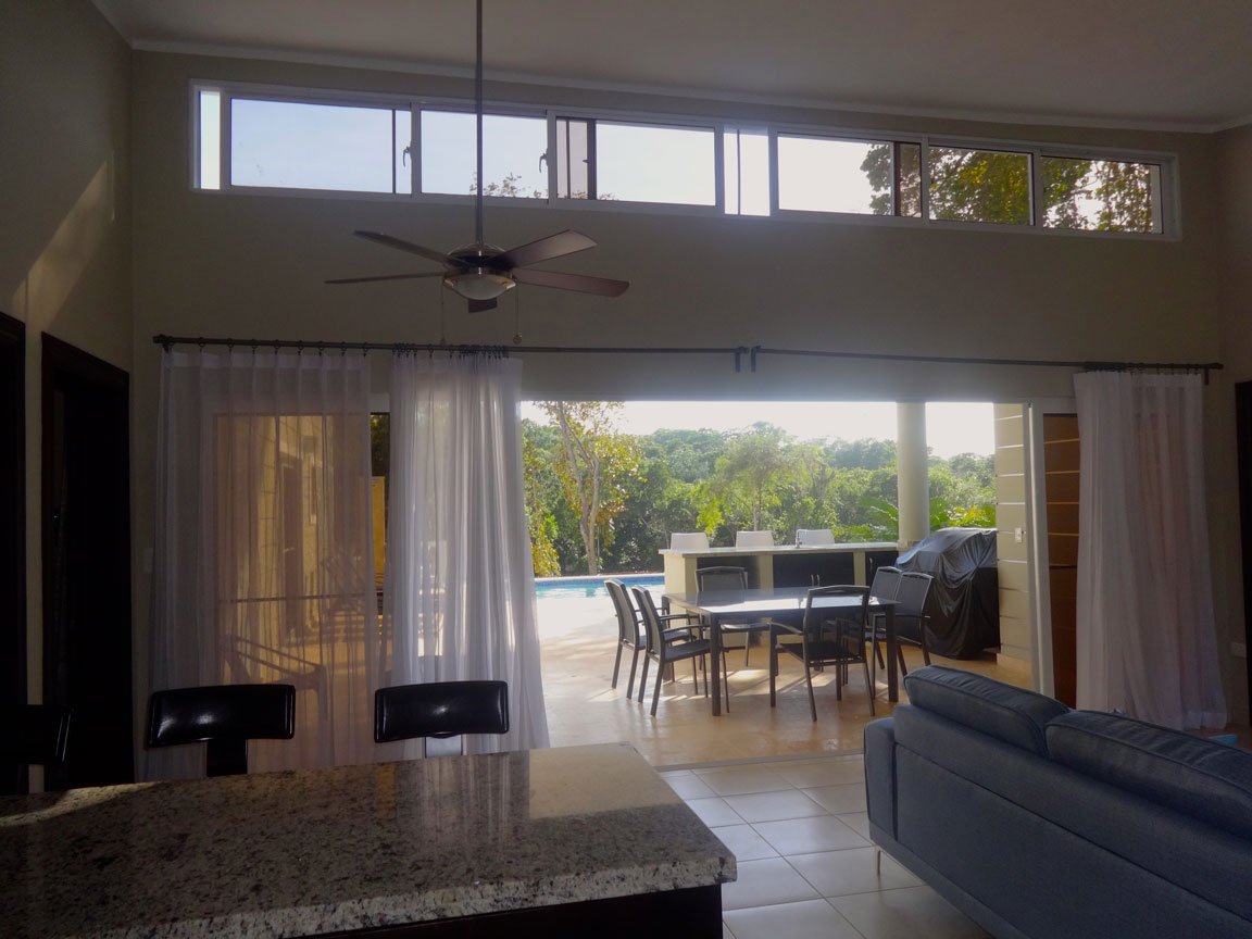 Villa Sunseeker Casa Linda High Ceilings