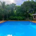 Infinity pool with lounge section for sale in Casa Linda