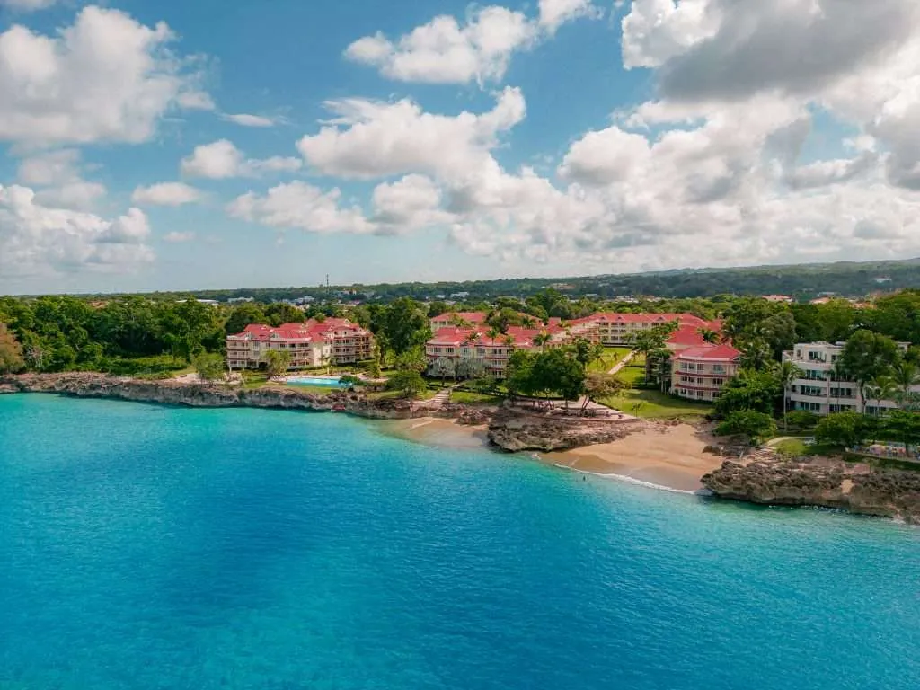 Hispaniola Beach Condos.png