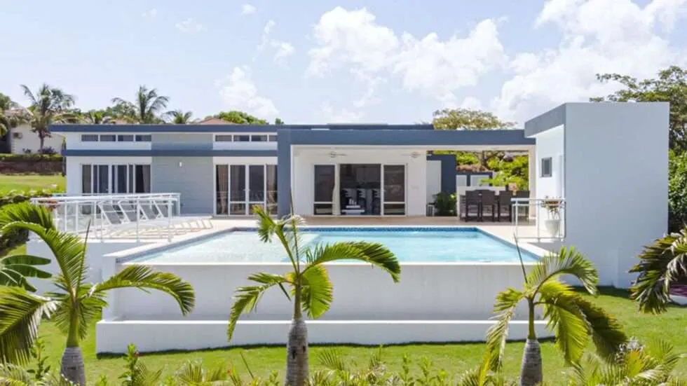 Villa-Whitesand-1