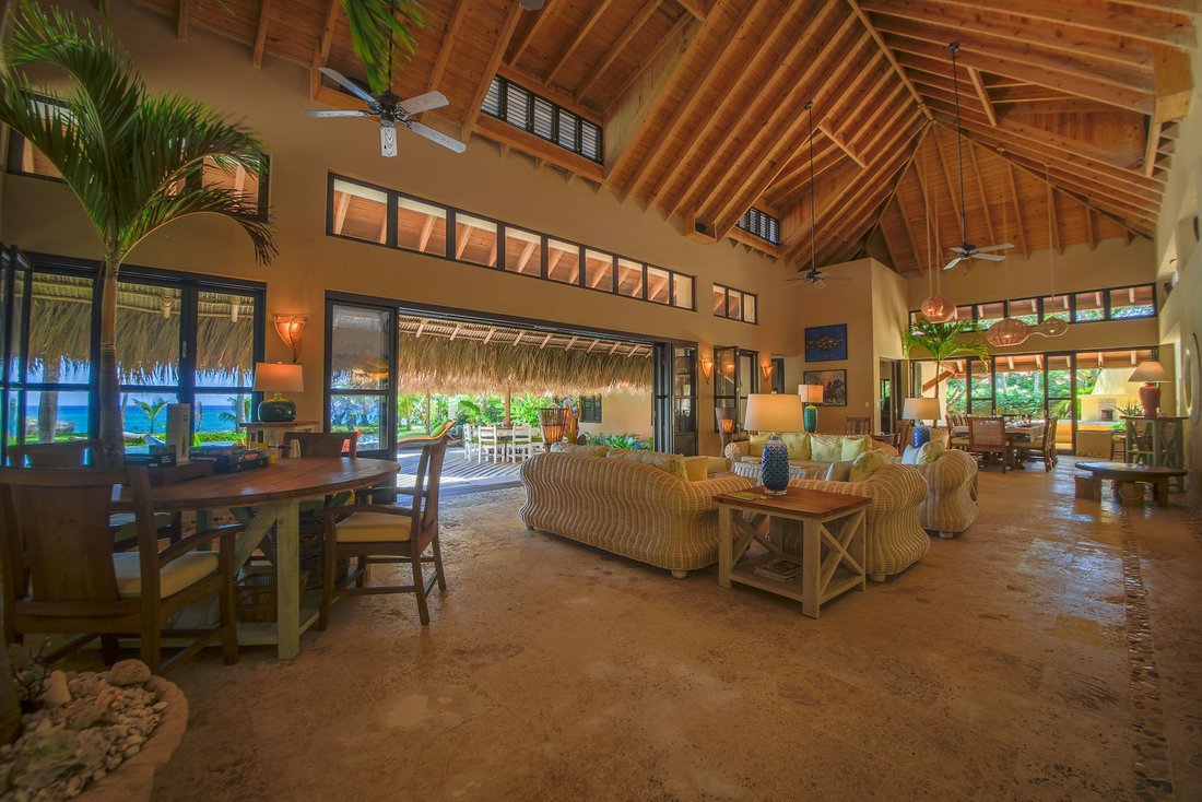 Sea Horse Ranch Villa Open Living Area